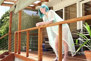 japanese娇小侵犯1